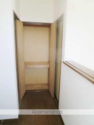 ルーミー甲府40号館の内装写真