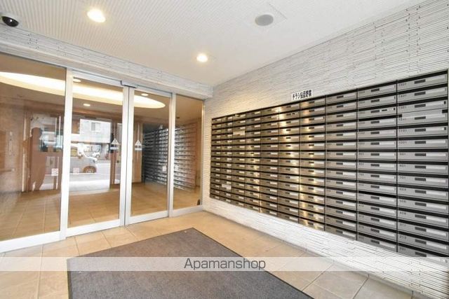 HF東札幌レジデンスの玄関写真