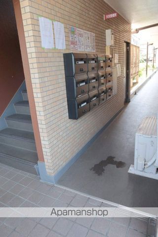 浜寺パークハイツの玄関写真