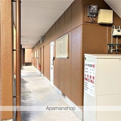 コーポＳＡＷＡＤＡ[2DK/45m2]のエントランス3