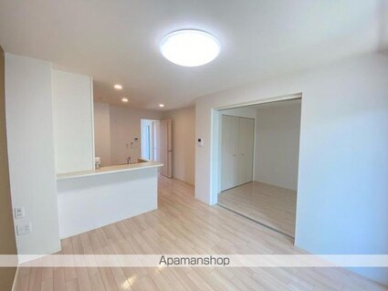 ソレイユ元山町Ⅰ・Ⅱ　[1LDK/45.09m2]の内装1