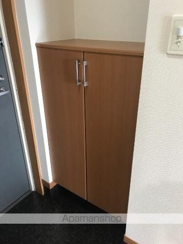 ヴァン・ベール居島の内装写真