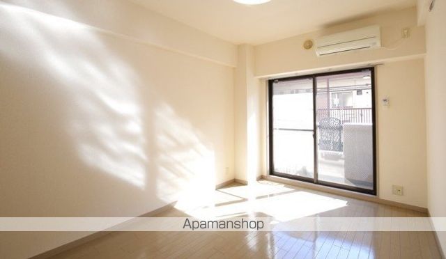 カテリーナ市ヶ谷の内装写真