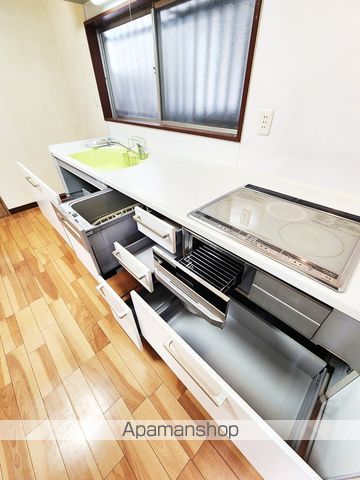 刀根山元町11−36テラスハウスの内装写真