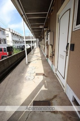 アーバン東福山[1K/21m2]のエントランス1