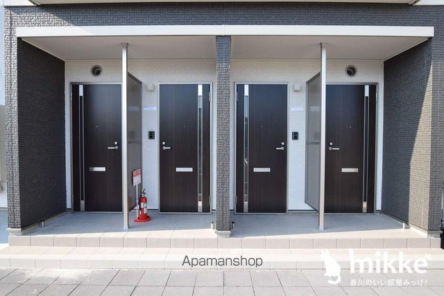 ソレイユ元山町IIの玄関写真
