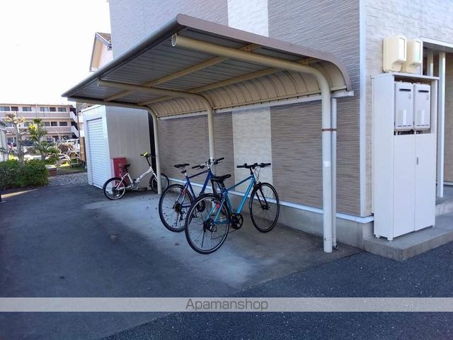 レオパレスクラージュIIの外観写真