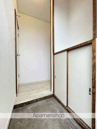 川勝アパート（カワカツアパート）[2LDK/49.58m2]の玄関