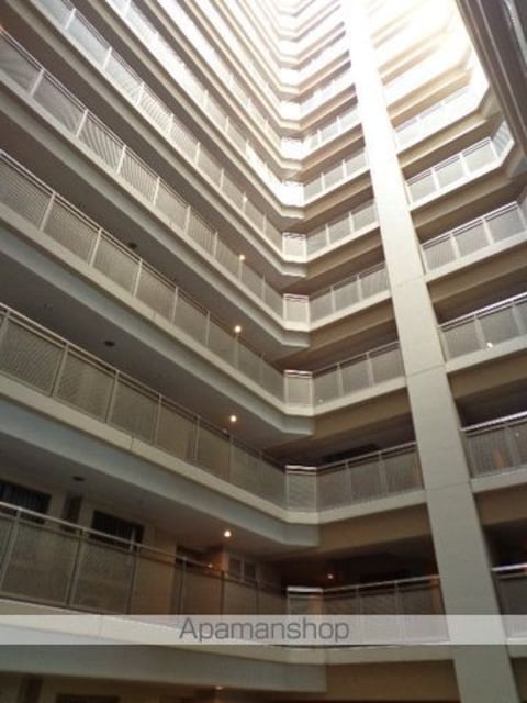 グランタワー府中ラ・アヴェニュー[3LDK/75.44m2]の共用部2