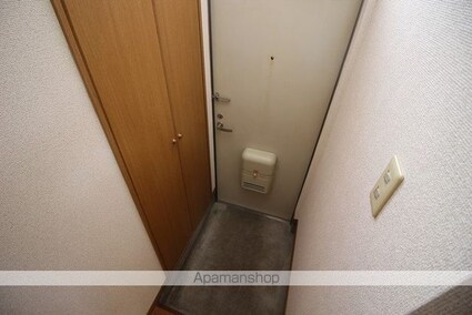 メゾンクンシラン[2DK/52.2m2]の玄関