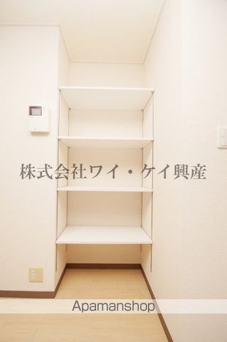 フラワーバスケットの内装写真