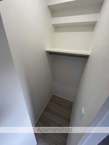 エンクレスト天神南PUREの内装写真
