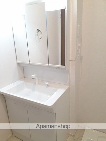 レオーネ Iの内装写真