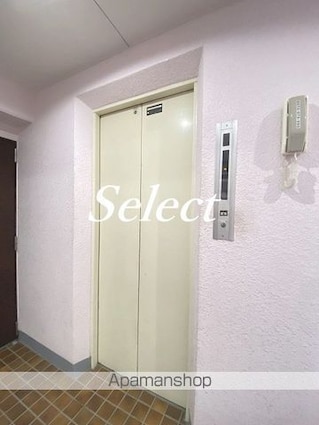 神奈川県横浜市神奈川区泉町[2DK/32.44m2]の共用部1