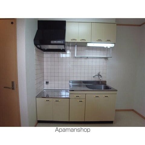 メゾンドはなぶさIII A棟の内装写真
