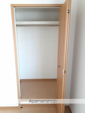 プラシード Bの内装写真