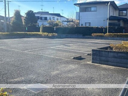 レオパレス大楽寺[1K/22.35m2]の駐車場1