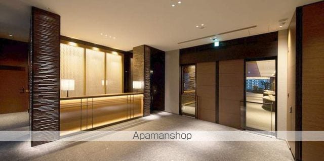 BRILLIA TOWER 西新の外観写真