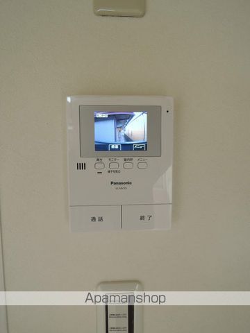 スクウェアーファイブの内装写真