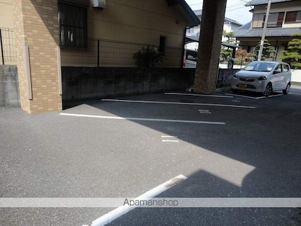 １０Ｐｏｉｎｔｓ[2DK/40.02m2]の駐車場