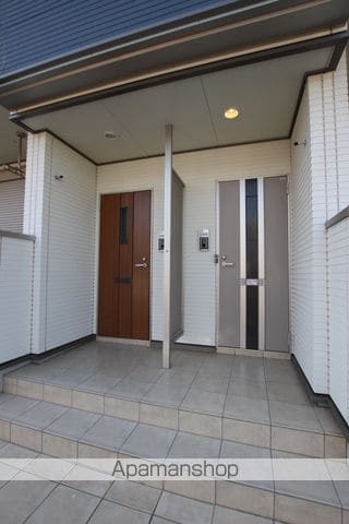 アーバンコートDの玄関写真