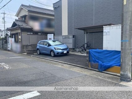 レオパレス和[1K/23.61m2]の駐車場2