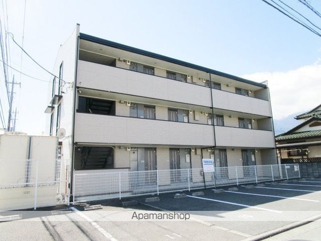 レオパレスIRISの外観写真