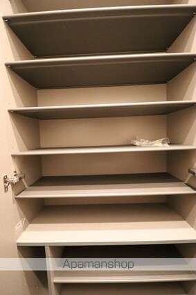 ＤーＲＯＯＭ新宿ＩーＡ[2LDK/53.93m2]の内装2