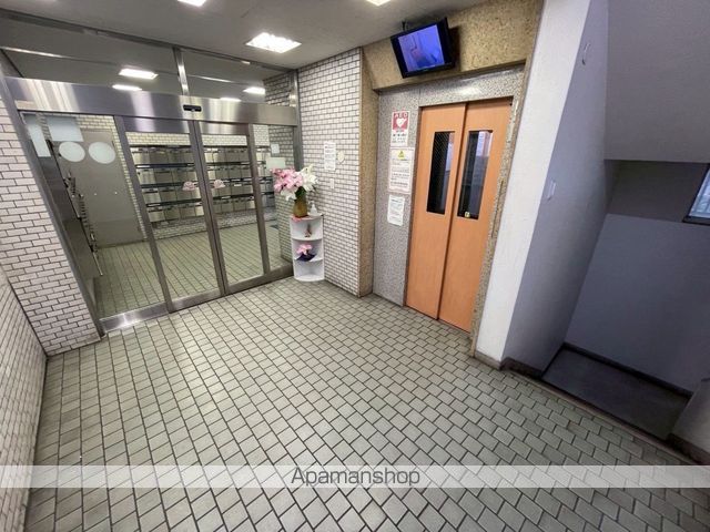 博多駅前ビルの内装写真