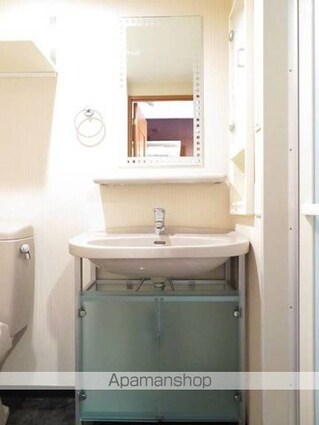 東京都港区南麻布３丁目[1K/22.68m2]の洗面所