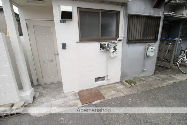 阪急電鉄神戸線 神崎川駅 徒歩13分 2階建 築46年の玄関写真