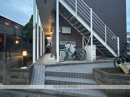 レオパレスエスポワール[1K/20.4m2]のエントランス