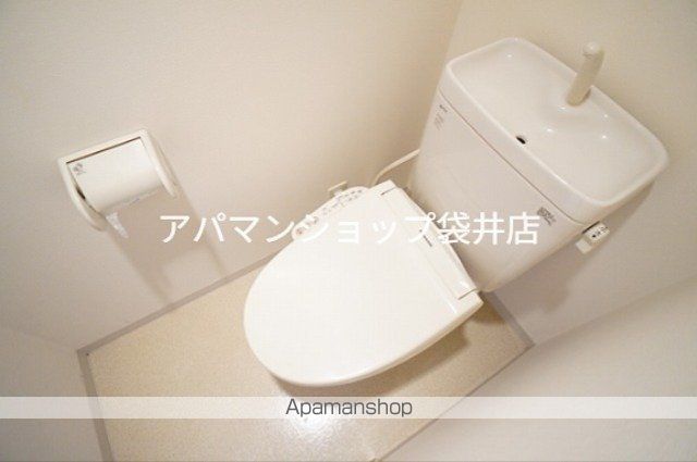 アスティオンIIの内装写真