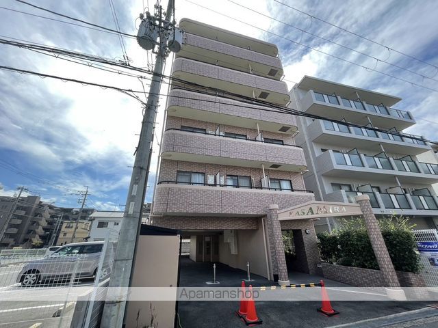 カサミラの外観写真