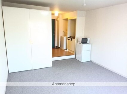 レオパレスウイング近藤[1K/22.86m2]のリビング・居間