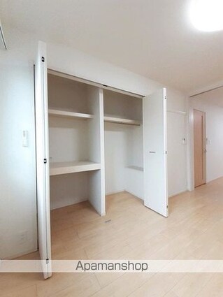 ホースパークＡ[1LDK/49.14m2]の収納