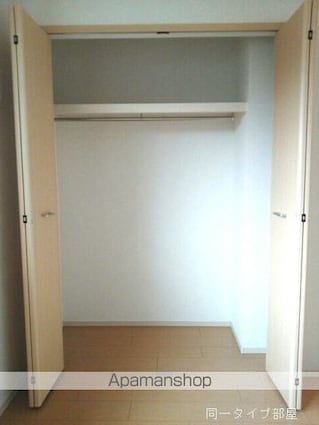 トレフル　Ｊ[2LDK/60.75m2]の収納