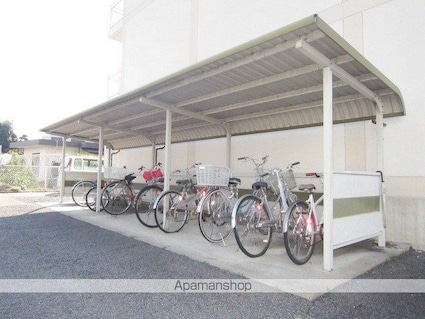 長野県長野市大字栗田[4LDK/86.93m2]の共用部4