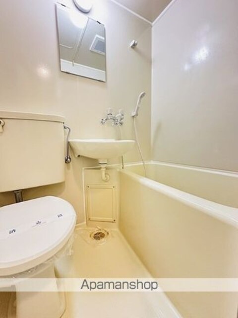 トップ巣鴨[1R/16.08m2]のトイレ