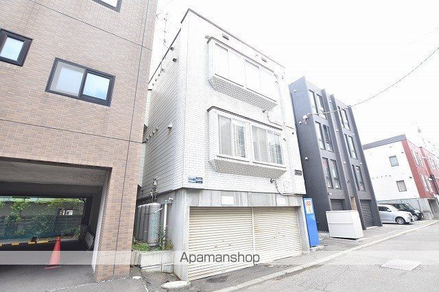 パレロワイヤルの外観写真