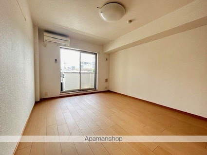 カルムアビタシオン大将軍[1R/27.25m2]のリビング・居間