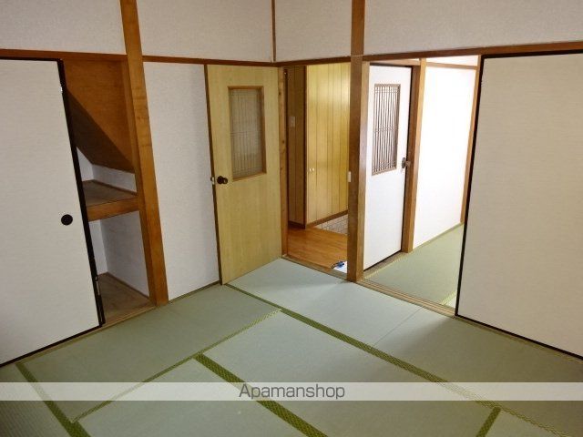 奈良線 城陽駅 徒歩2分 2階建 築41年の内装写真