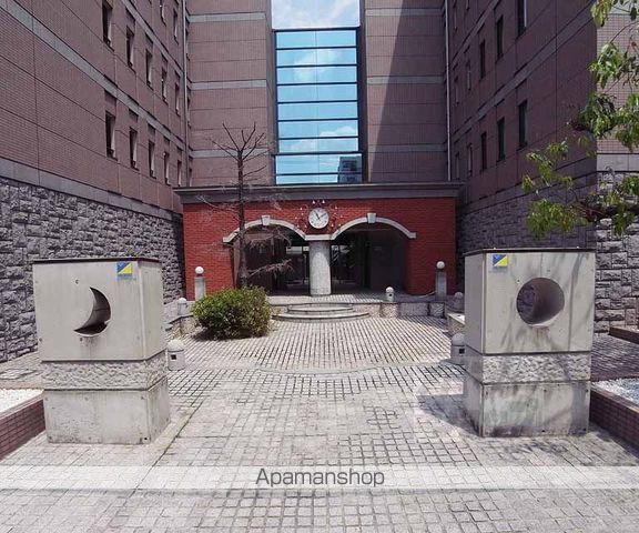 TWIN’S SQUARE WESTの玄関写真