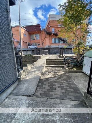 レオパレスまつおか[1K/23.61m2]の庭