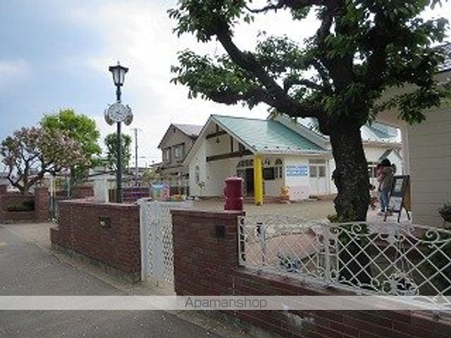 ファミーユ永井Ｂ[1LDK/48.02m2]の周辺2