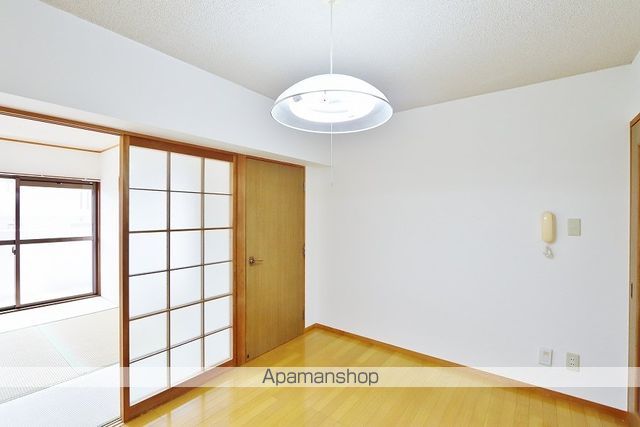 ハイランドマンション多田1号棟の内装写真