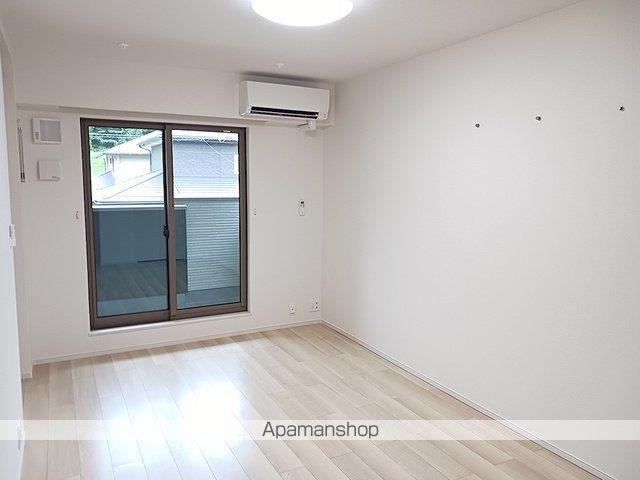 ユイナスの内装写真