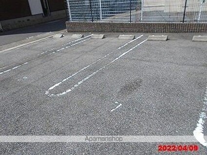 レオパレスドリームウィング[1K/20.81m2]の駐車場