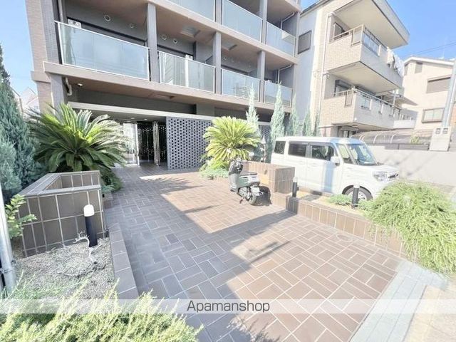 WALKFOREST御幸町の玄関写真