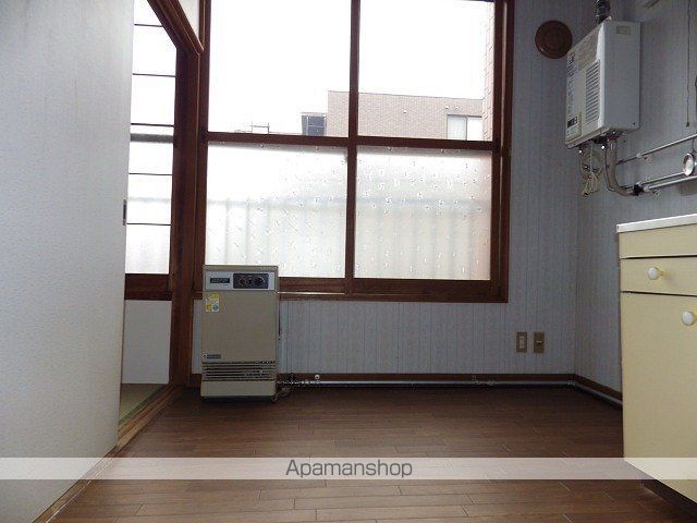 ドミ24軒の内装写真